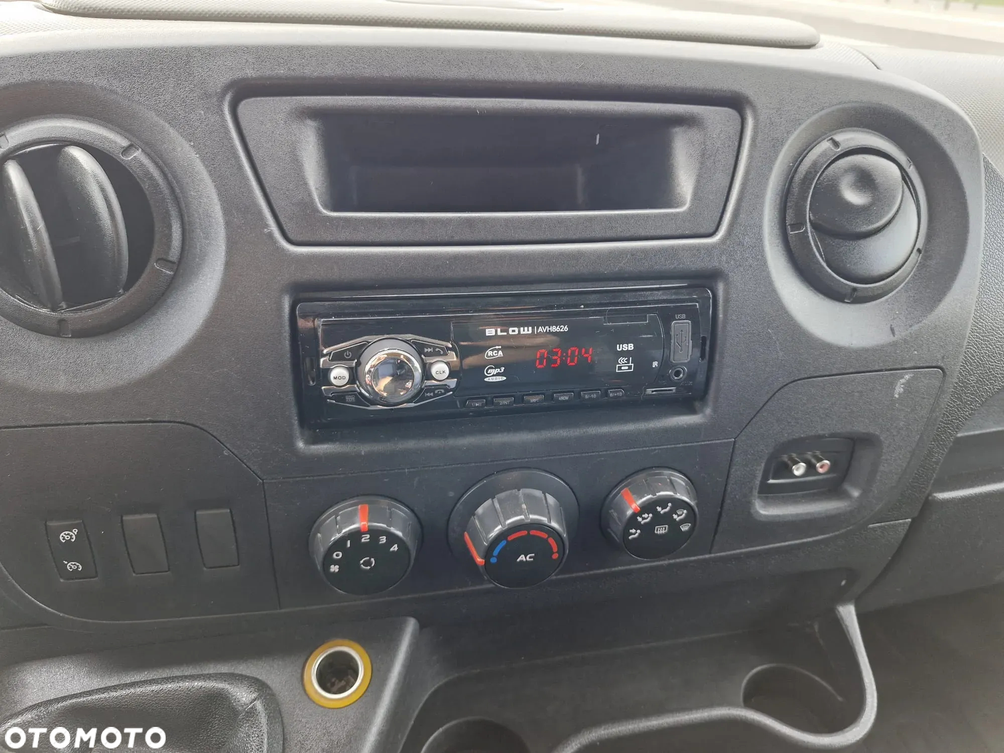 Renault Master - 15