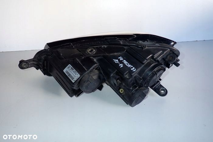 VW PASSAT B7 reflektor prawy lampa prawa 3AV941006 - 2