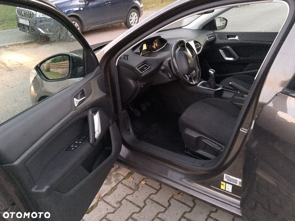 Peugeot 308 1.6 HDi Premium - 26