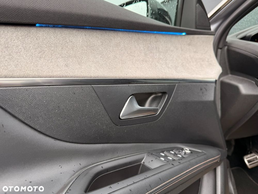 Peugeot 3008 1.6 PureTech GT S&S EAT8 - 32