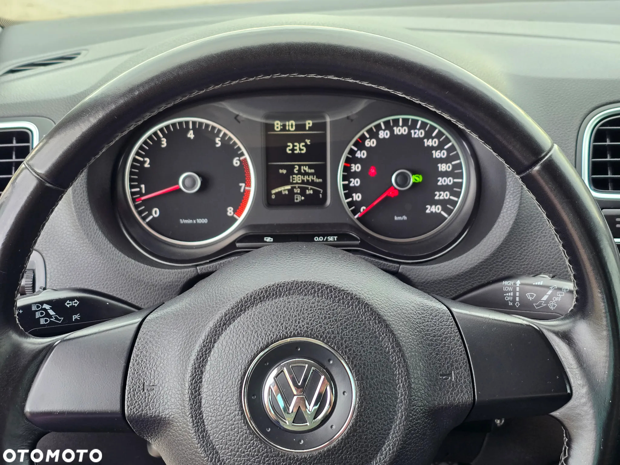 Volkswagen Polo 1.4 DSG Team - 10