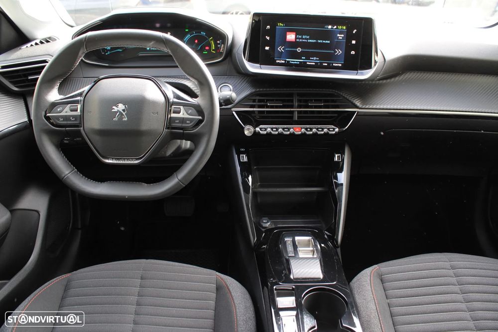 Peugeot e-208 Active - 8