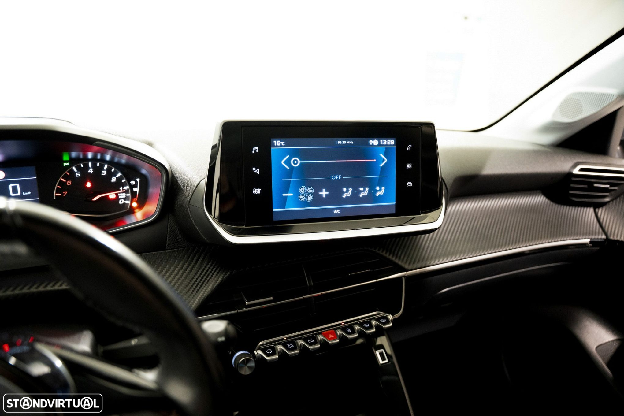 Peugeot 208 1.2 PureTech Active Pack - 5