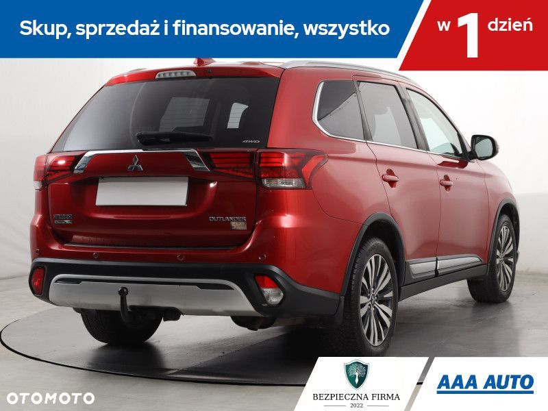 Mitsubishi Outlander - 6