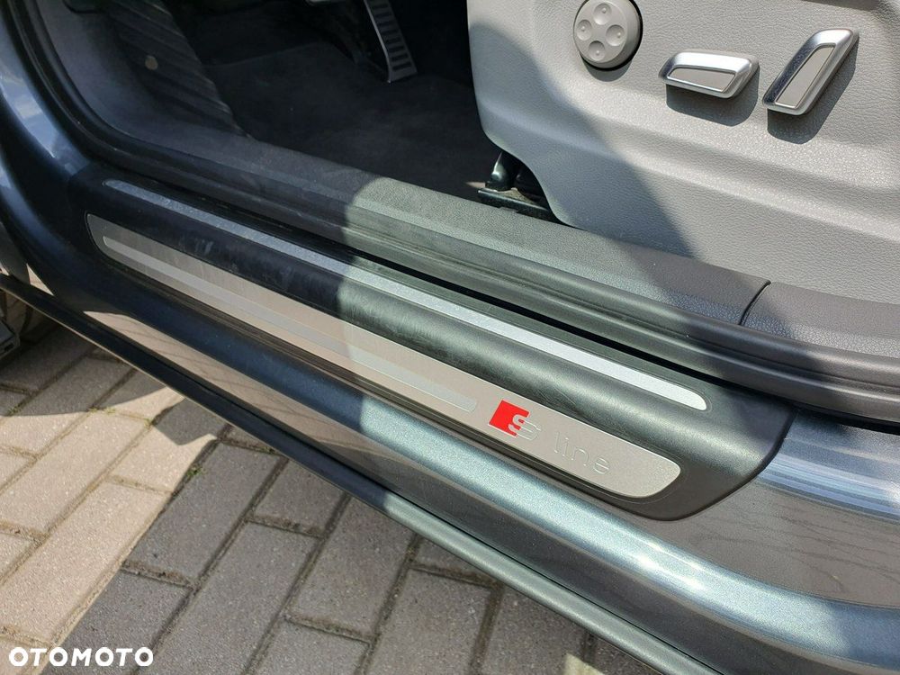 Audi Q3 2.0 TFSI Quattro Sport S tronic - 18