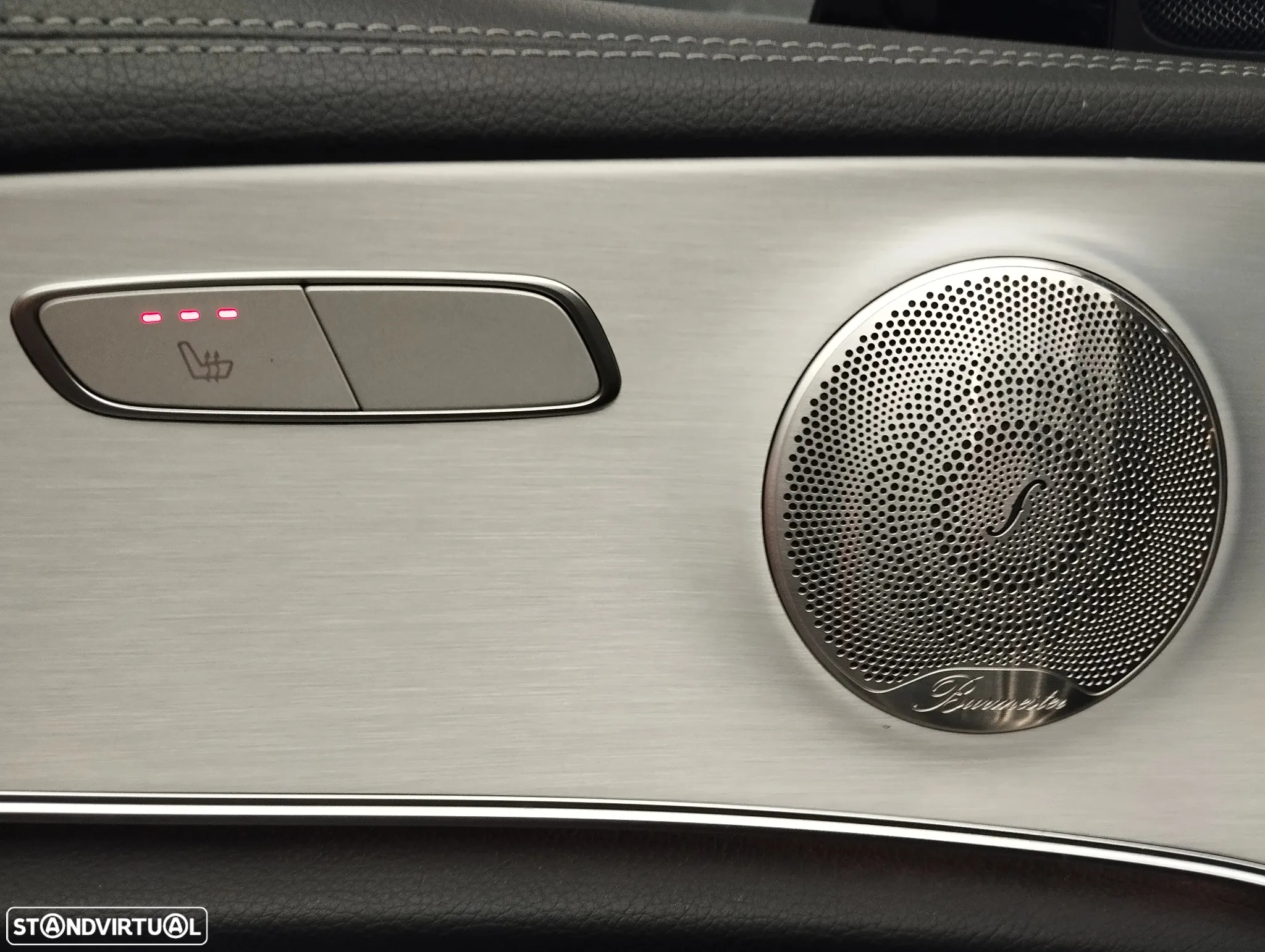 Mercedes-Benz E 300 de AMG Line - 18