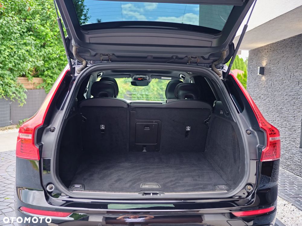 Volvo XC 60 D4 AWD R-Design - 31