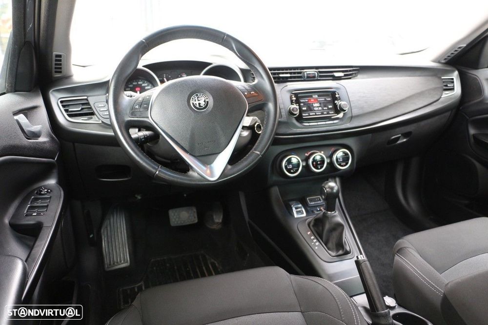 Alfa Romeo Giulietta 1.6 JTDM Super J18 TCT - 15