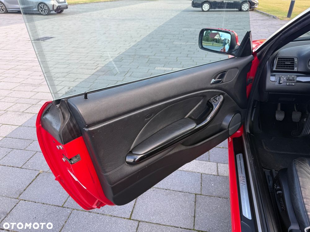BMW Seria 3 323i - 3