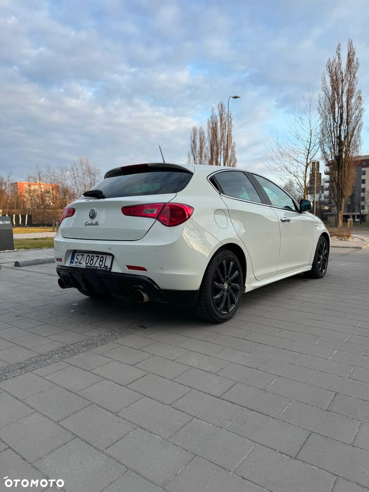 Alfa Romeo Giulietta 1750 TBi Quadrifoglio Verde - 7