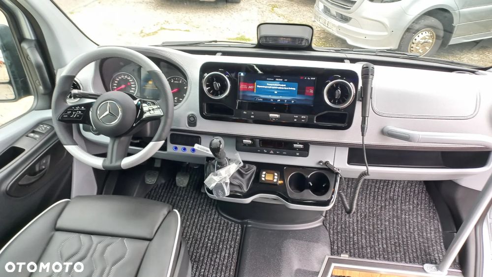 Mercedes-Benz Sprinter Eurobus,24 os,AMG,2025 - 10