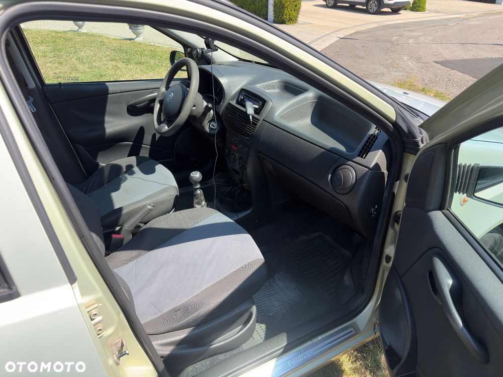 Fiat Punto - 8