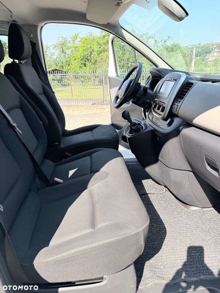 Renault Trafic - 16