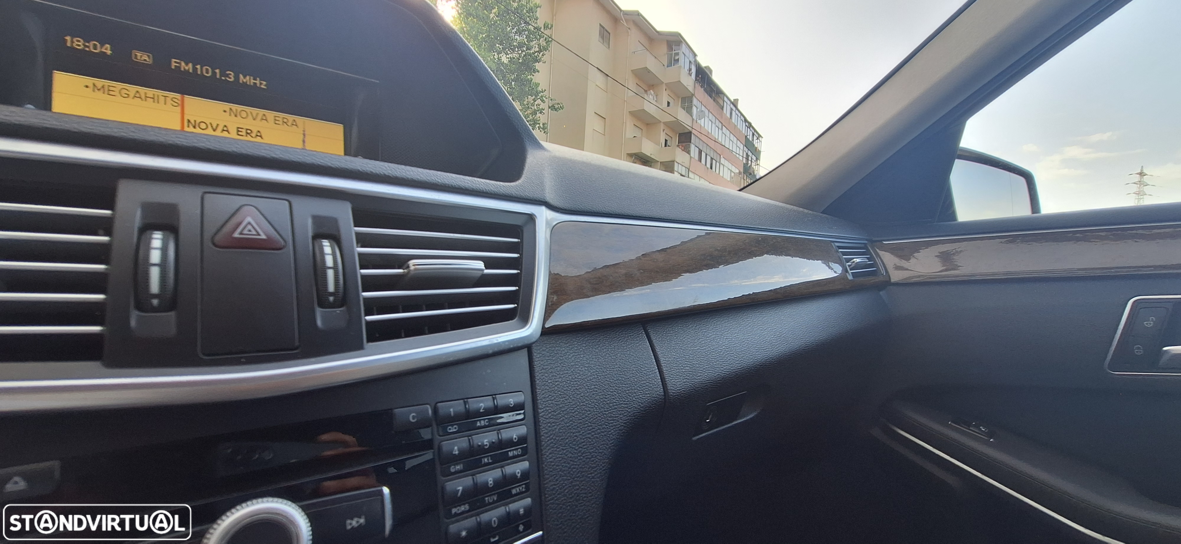 Mercedes-Benz E 200 BlueTEC Elegance - 22