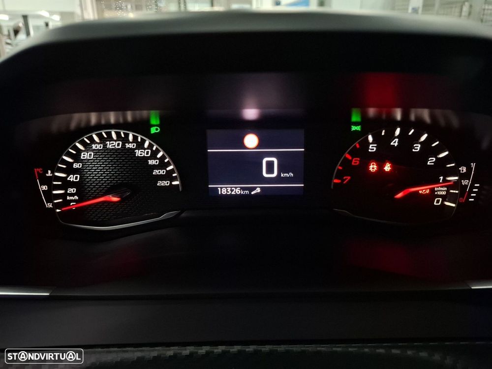 Peugeot 208 1.2 PureTech Style - 15