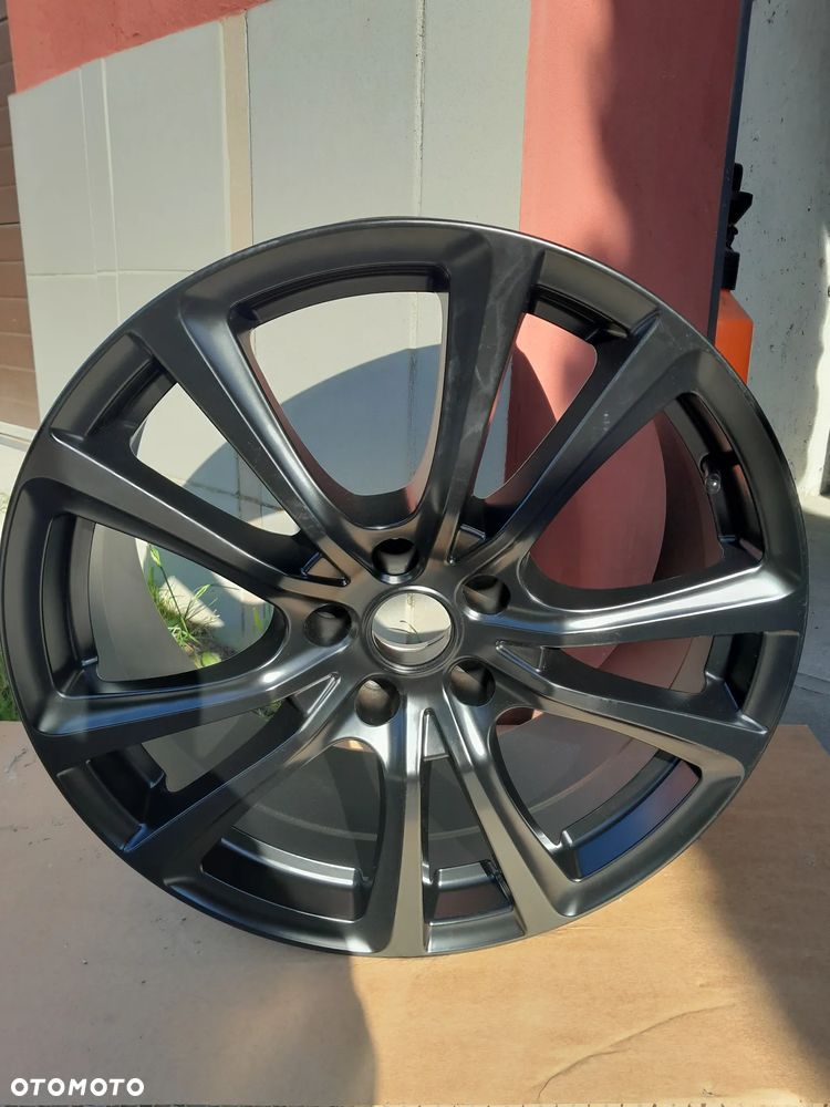 TANIO KOMPLET Nowe Alufelgi 19 Toyota - 2