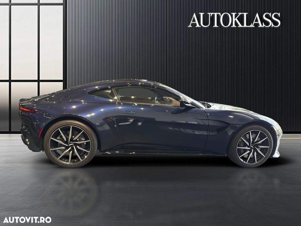 Aston Martin V8 Vantage Standard - 7