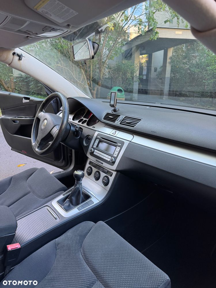 Volkswagen Passat 2.0 TDI DPF Highline - 7