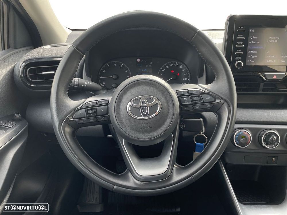 Toyota Yaris - 13