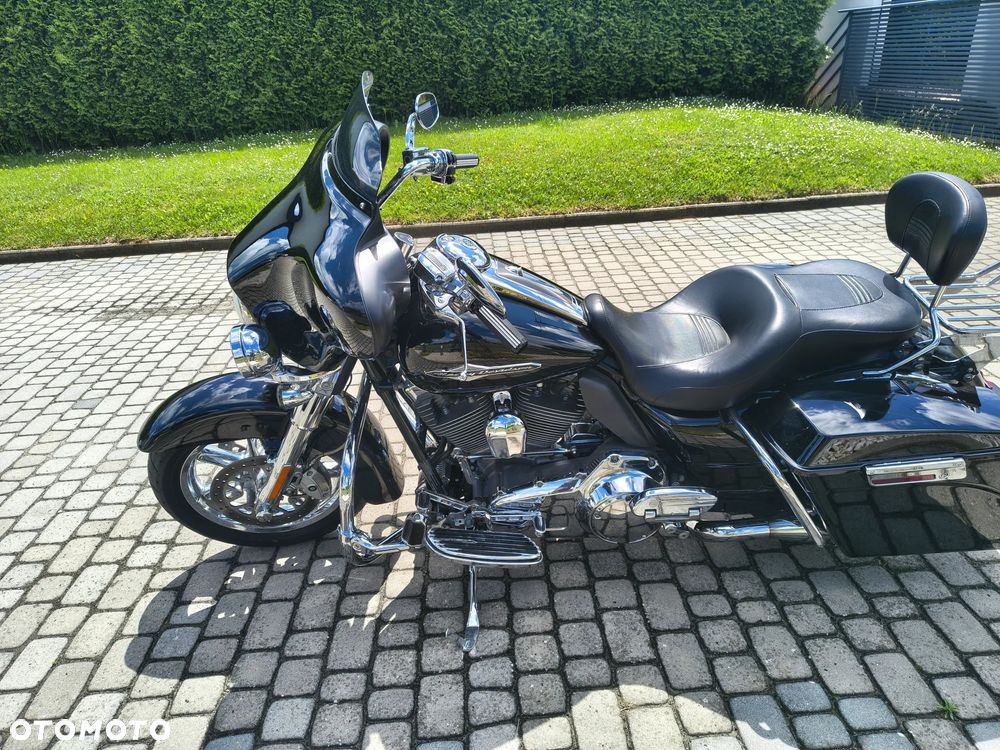 Harley-Davidson Electra - 11
