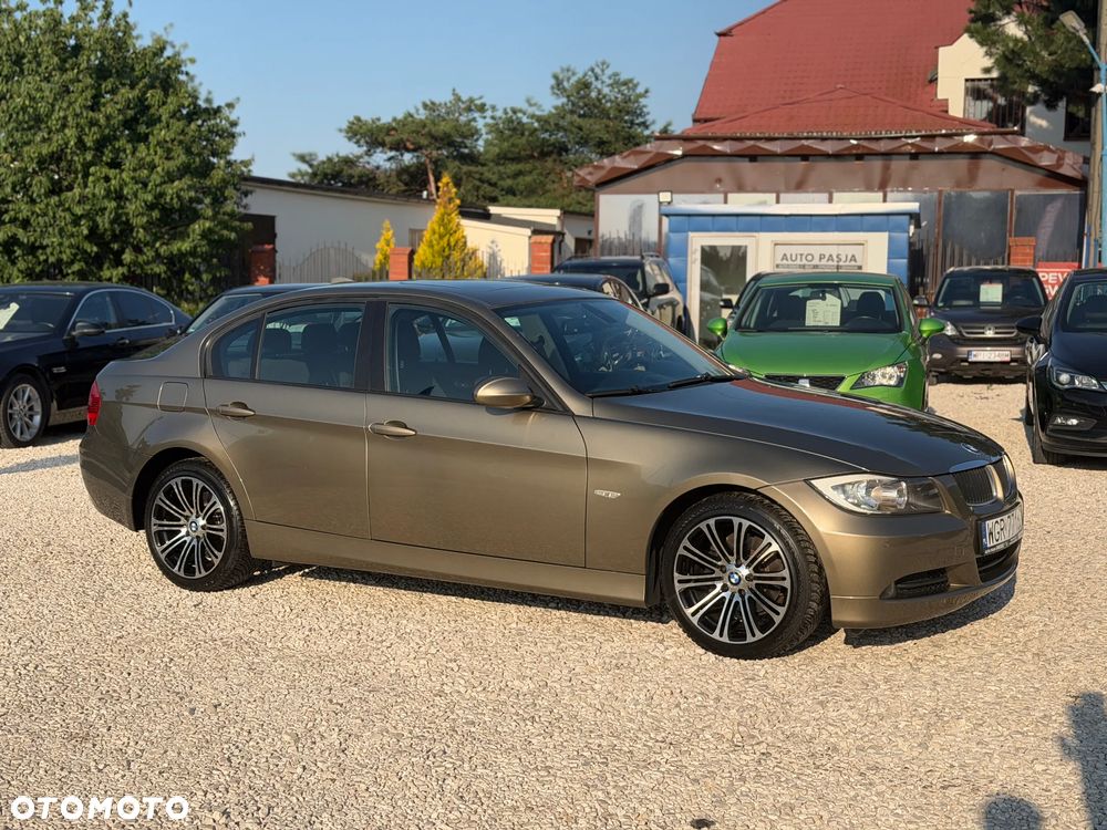 BMW Seria 3 320i - 7