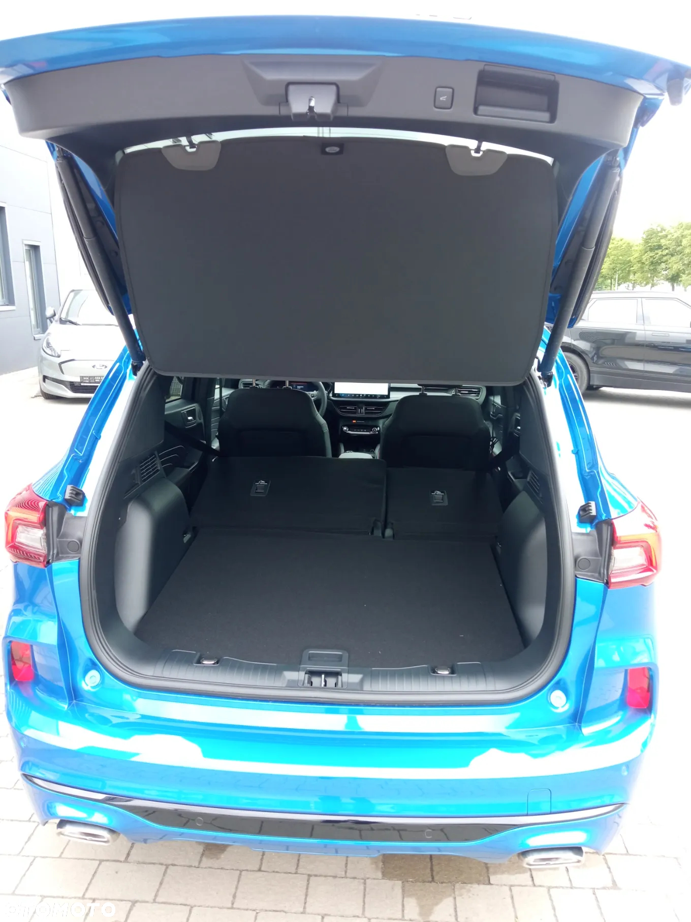 Ford Kuga 2.5 FHEV FWD ST-Line X eCVT - 23