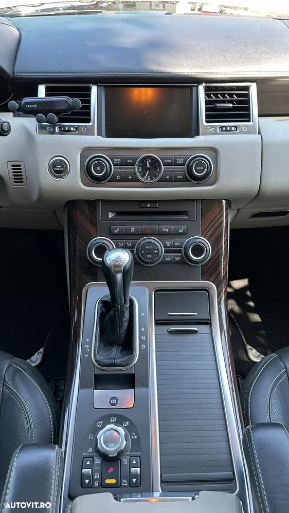 Land Rover Range Rover Sport - 11
