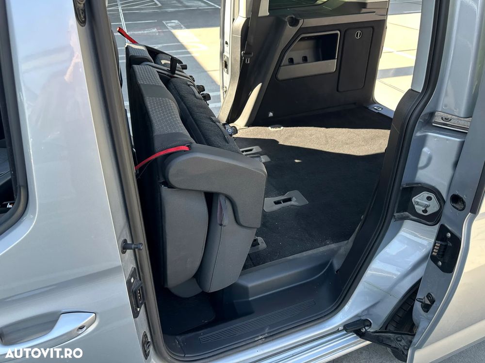 Ford Tourneo Connect 2.0L EcoBlue SWB Titanium - 20