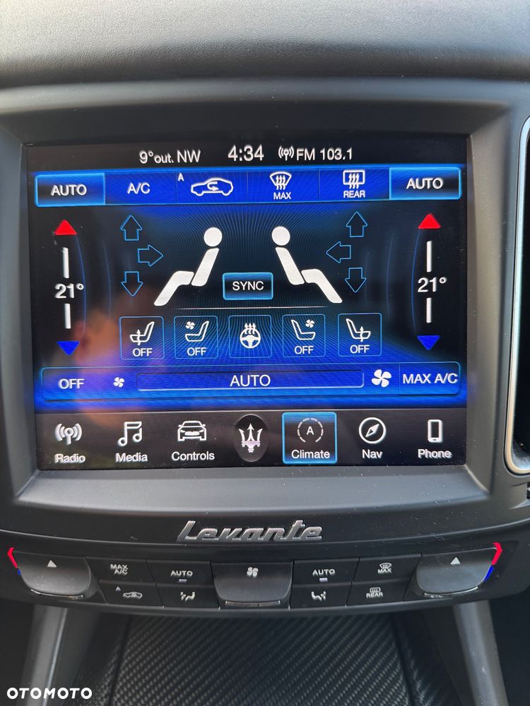 Maserati Levante GTS Q4 - 17