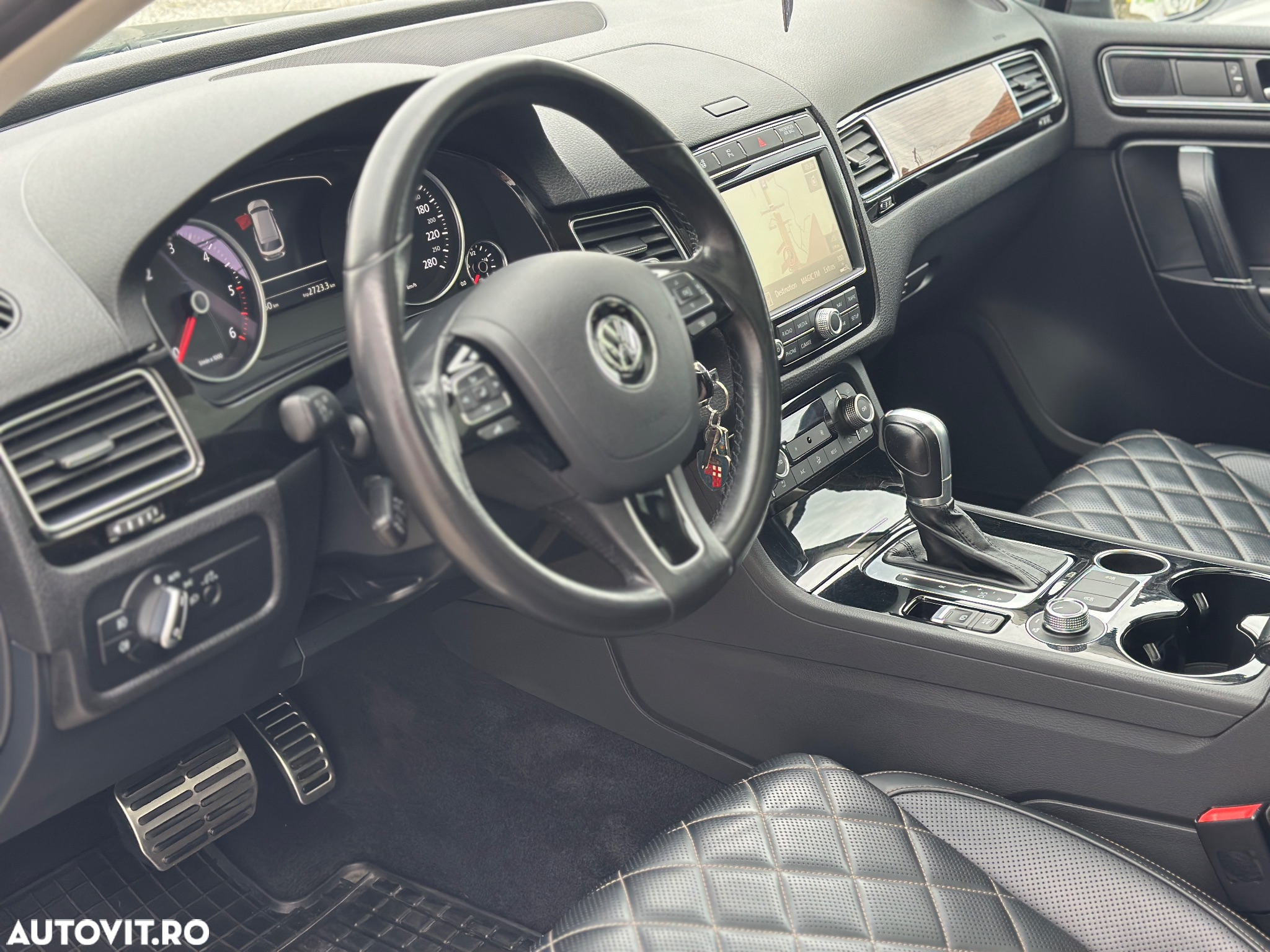 Volkswagen Touareg V6 TDI BMT Supreme Plus - 5