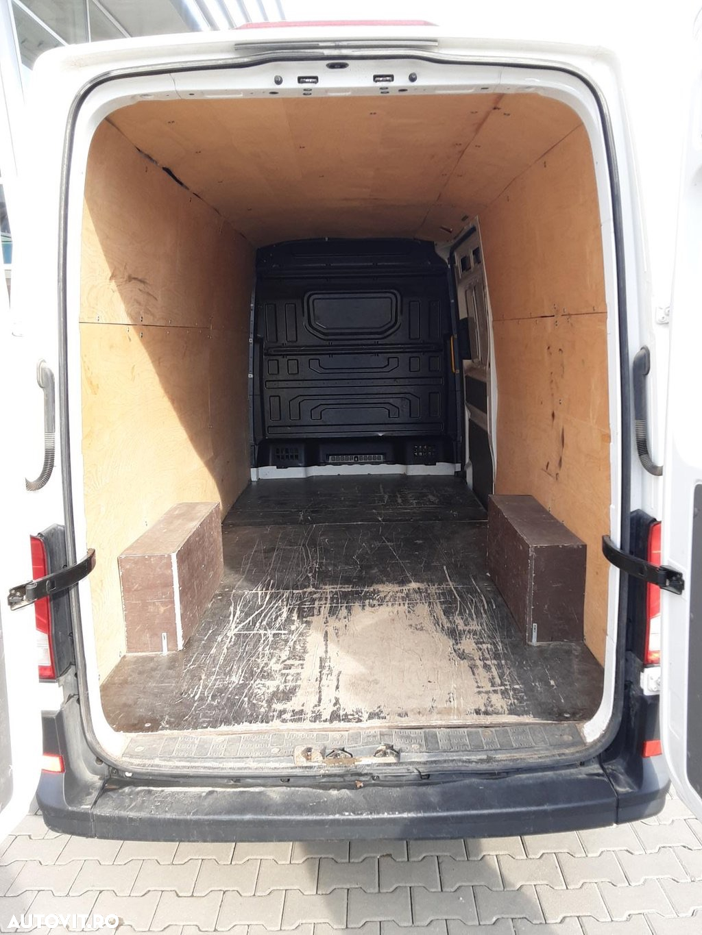 Volkswagen Crafter - 8