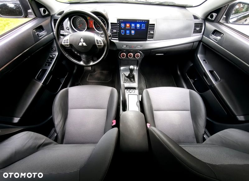 Mitsubishi Lancer 1.8 Instyle NAVI - 6
