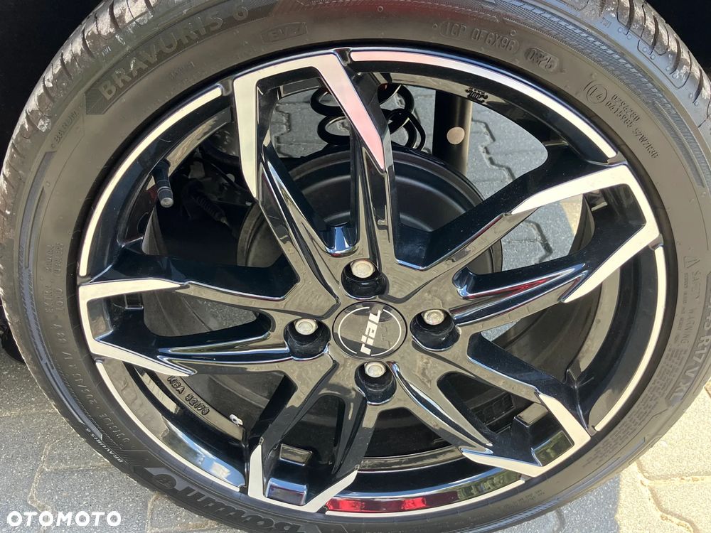 Ford Fiesta 1.0 EcoBoost Trend - 40