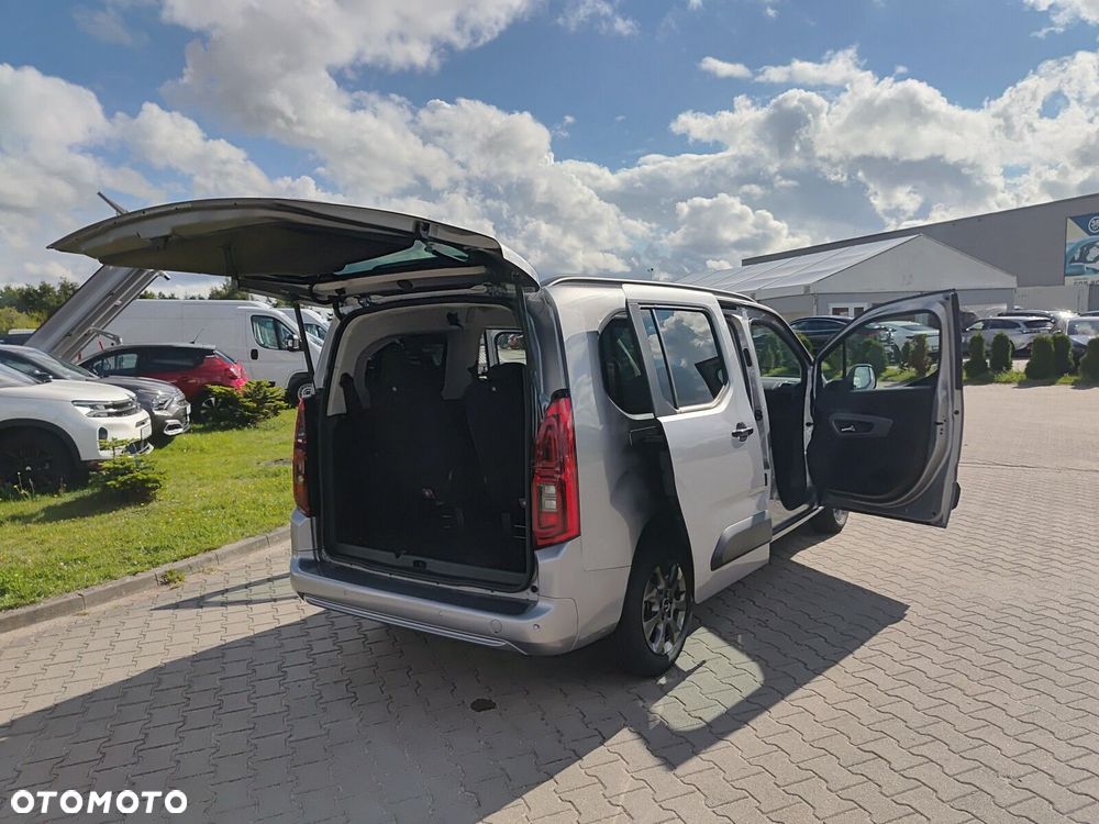 Opel Combo - 24