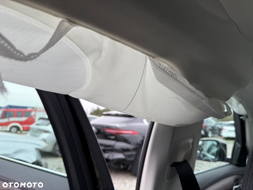 BMW Seria 5 530d xDrive Luxury Line - 33