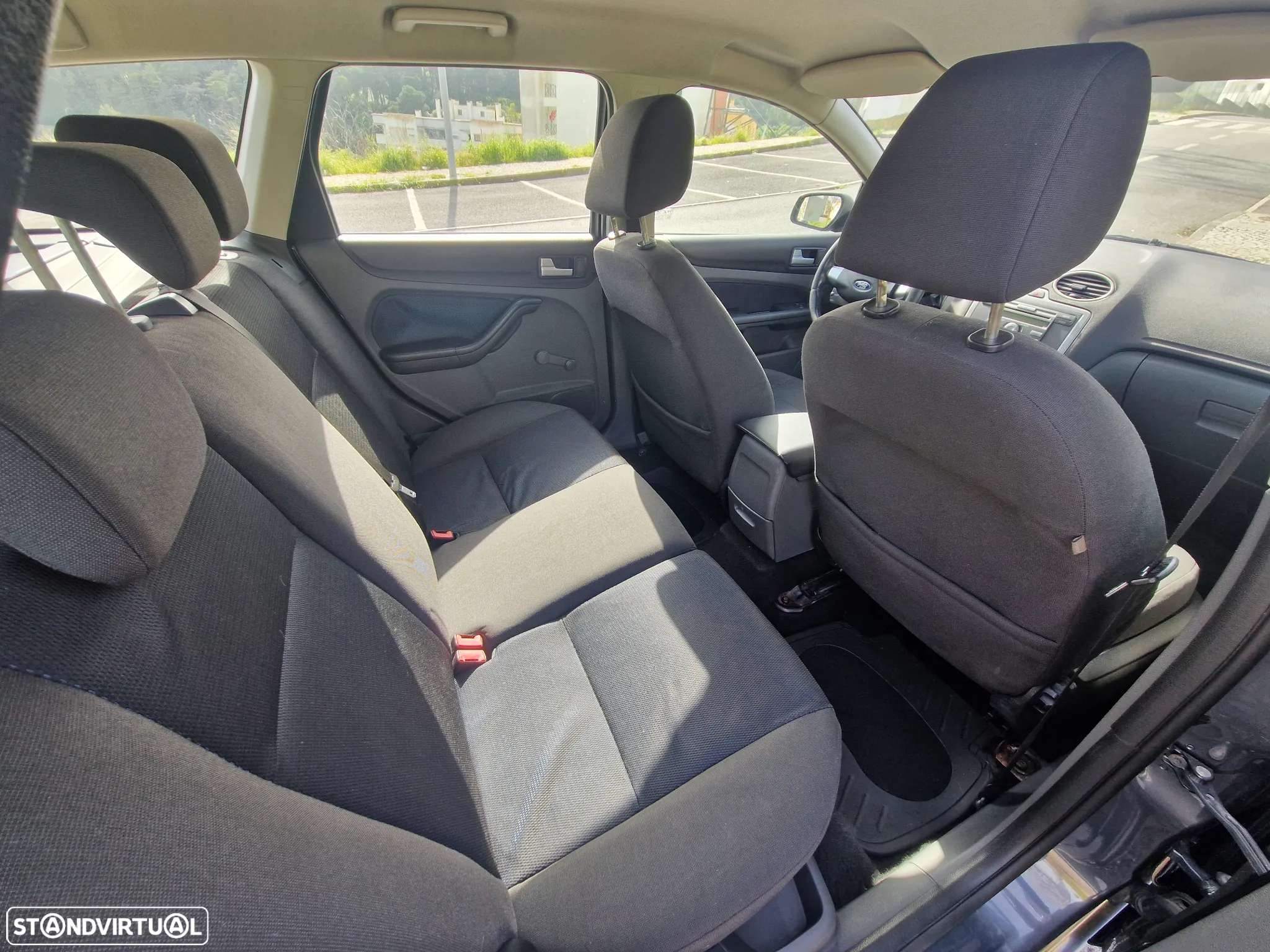 Ford Focus SW 1.6 TDCi Trend - 13