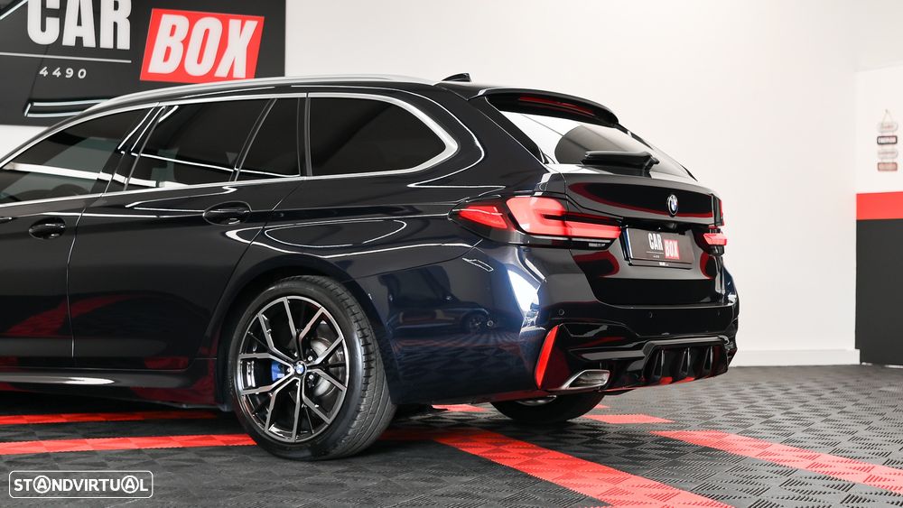 BMW 520 d Pack Desportivo M Auto - 21