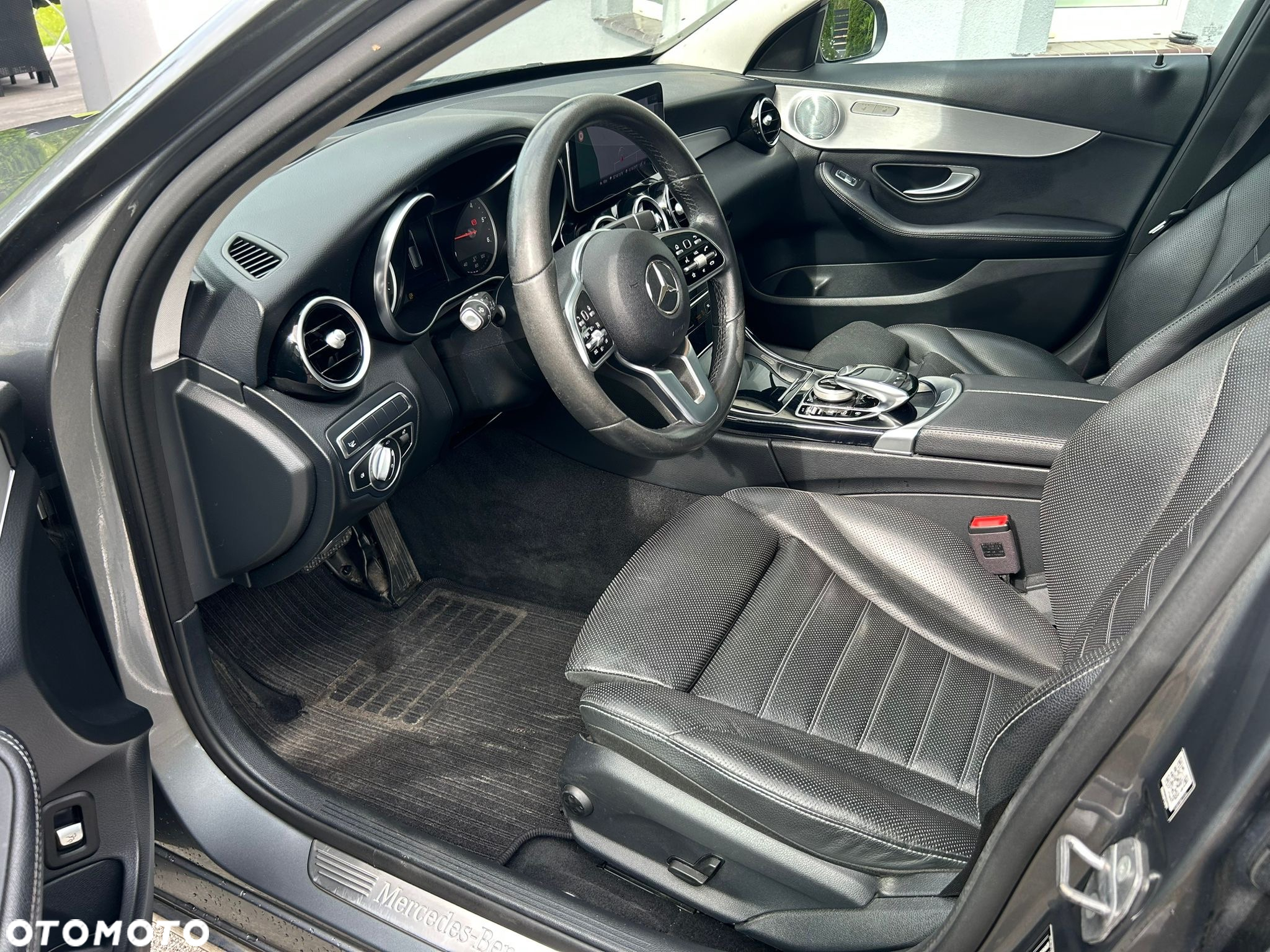 Mercedes-Benz Klasa C 220 d T 9G-TRONIC AMG Line - 6