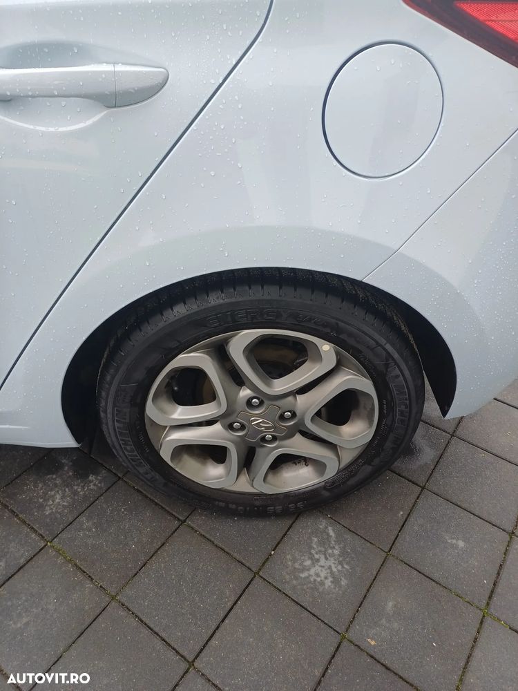 Hyundai i20 1.0 T-GDI 7DCT LED Line TwoTone - 27