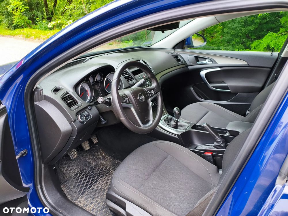 Opel Insignia 1.8 - 13