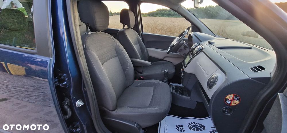 Dacia Lodgy 1.6 SCe Laureate S&S - 25