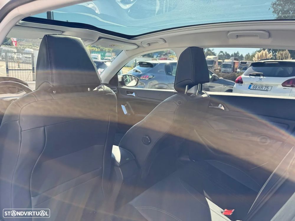 Peugeot 308 PureTech 130 EAT6 Stop & Start Allure - 20