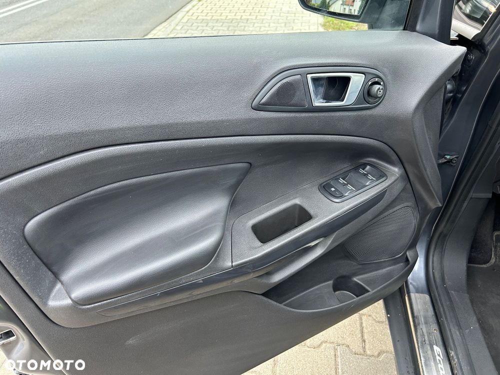 Ford EcoSport - 11