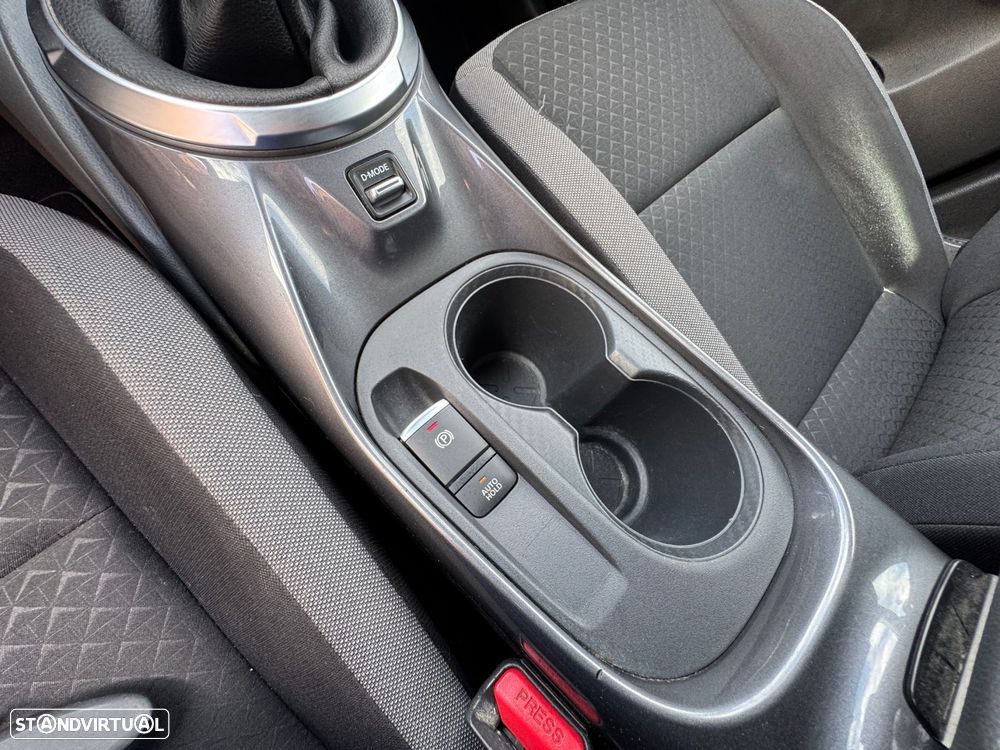 Nissan Juke 1.0 DIG-T N-Connecta - 19