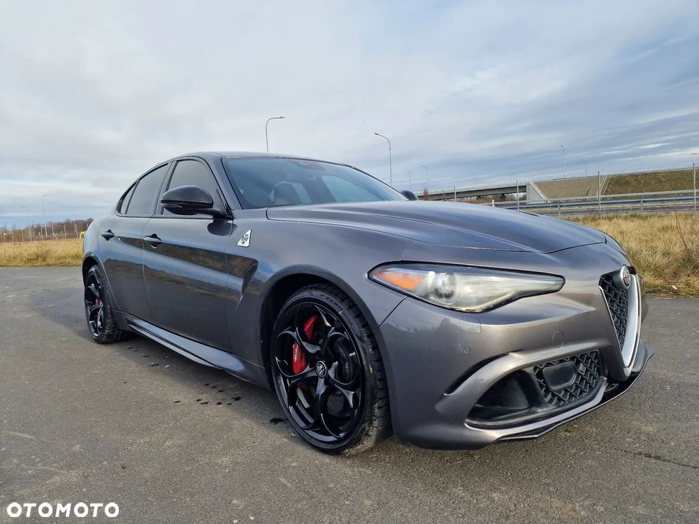 Alfa Romeo Giulia 2.9 V6 Bi-Turbo AT8 Quadrifoglio - 7