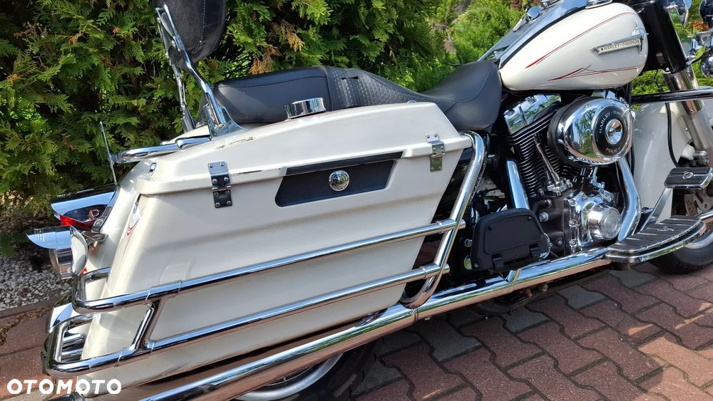 Harley-Davidson Touring Road King - 11