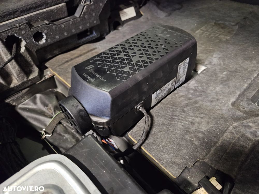 Volvo XC 90 D5 7 locuri - 17