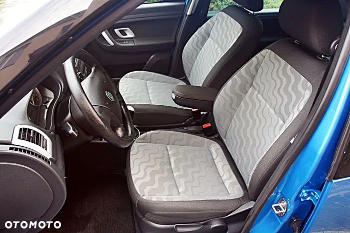 Skoda Roomster 1.4 16V Comfort PLUS EDITION - 16