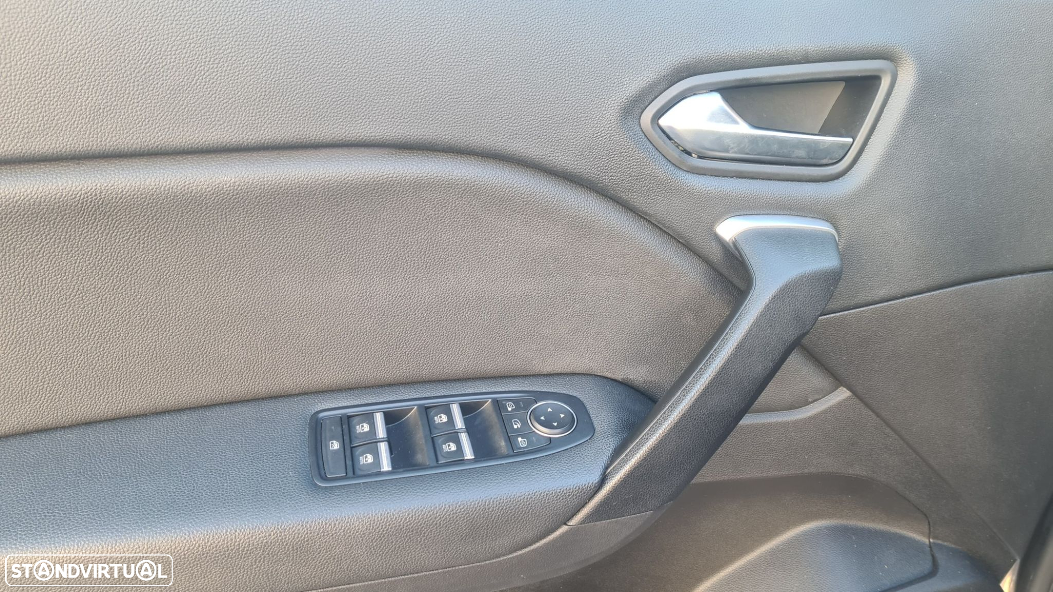 Renault Captur 1.6 E-Tech Plug-In Intens - 8