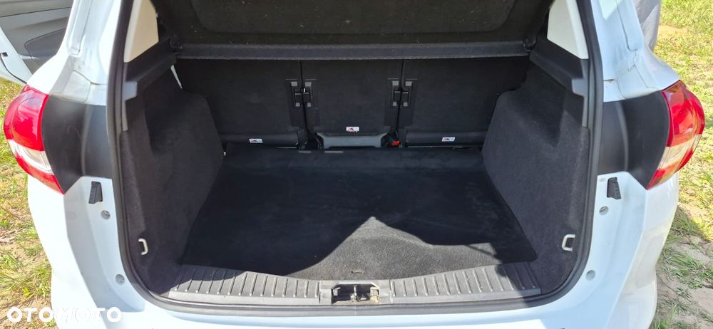 Ford C-MAX - 17